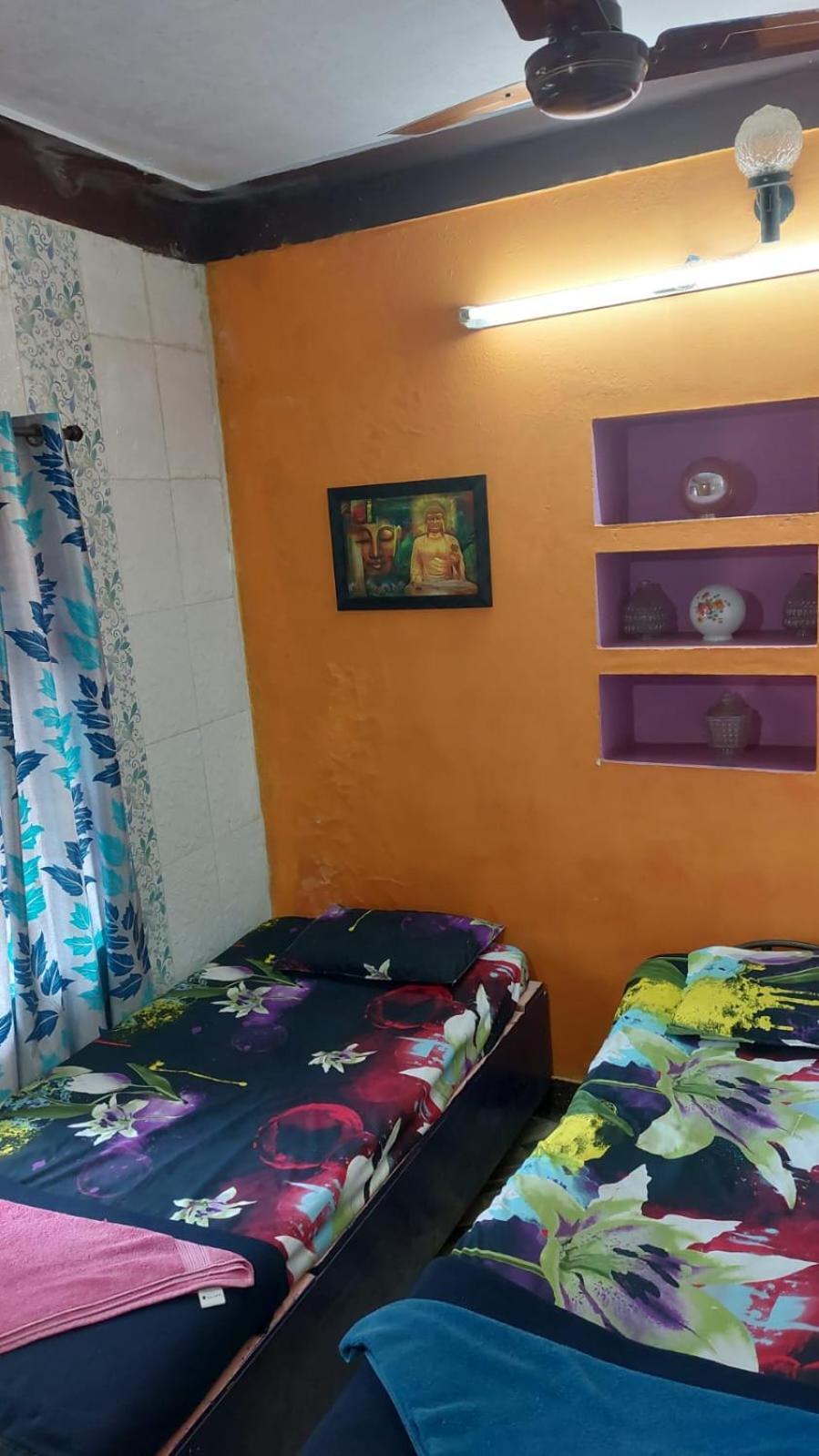 Honey Palace Homestay มาดิเครี ภายนอก รูปภาพ